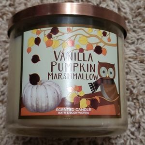 Brand new 3 wick candle